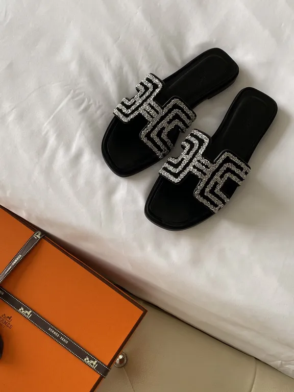 Hermes Shoe 